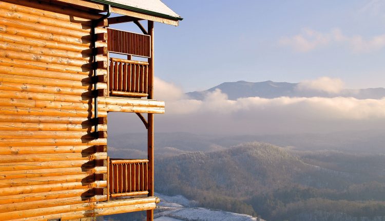 Rent a cabin for a couples getaway in Pigeon Forge TN