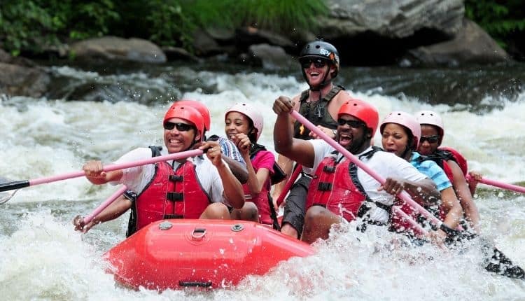 Whitewater rafting in Pigeon Forge