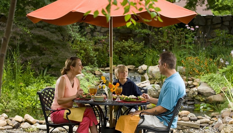 Family Eating at Old Mill Pottery House Cafe and Grille