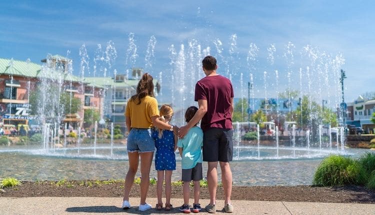 Photo spots at The Island Show Fountains