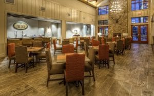 Black Fox Lodge - Pigeon Forge, TN Hotel Overlooking Little Pigeon River