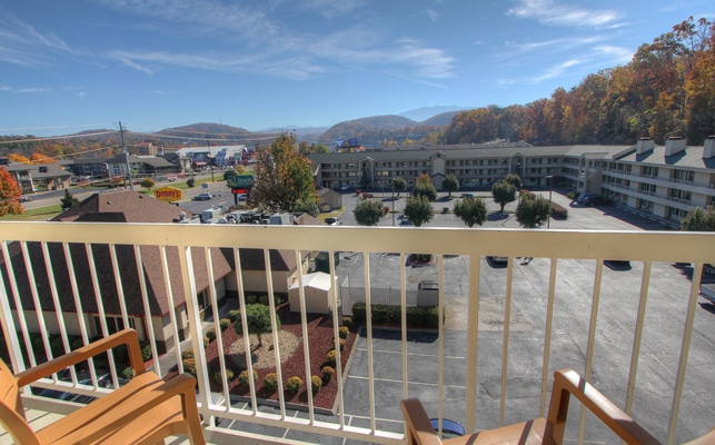 Comfort Inn and Suites Dollywood Lane Balcony