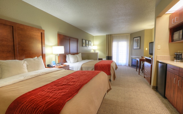 Book Comfort Inn Suites At Dollywood Lane In Pigeon Forge Tn