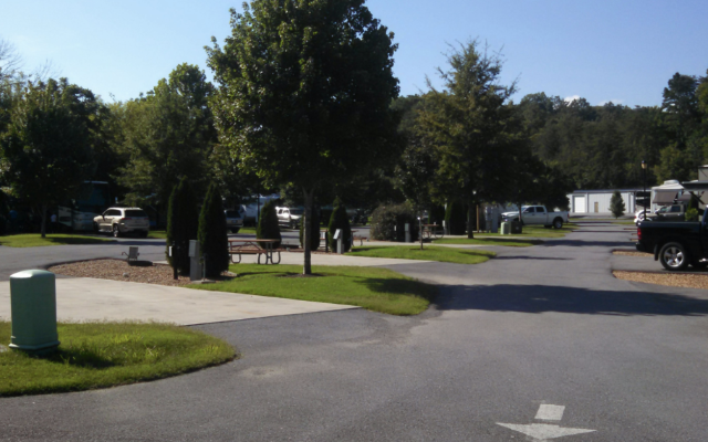 enjoy RV Camping Near Pigeon Forge & Dollywood at Pine Mountain RV Park