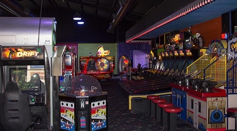 fast tracks arcade in tennessee