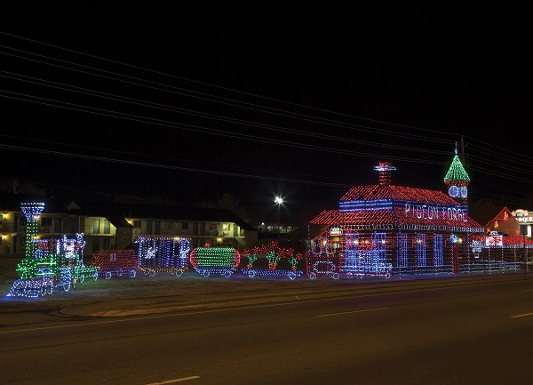 driving tour of lights pigeon forge tn