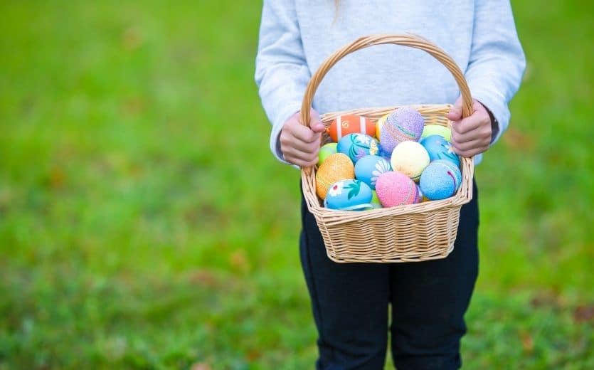 Pigeon Forge Easter Egg Hunt at Wear Farm Park