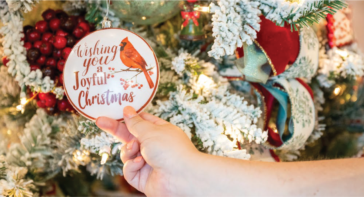 Smoky Mountain Christmas Shop in pigeon forge tn