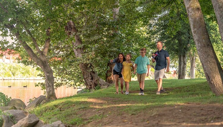 Free (or almost free) things to do during April in Pigeon Forge