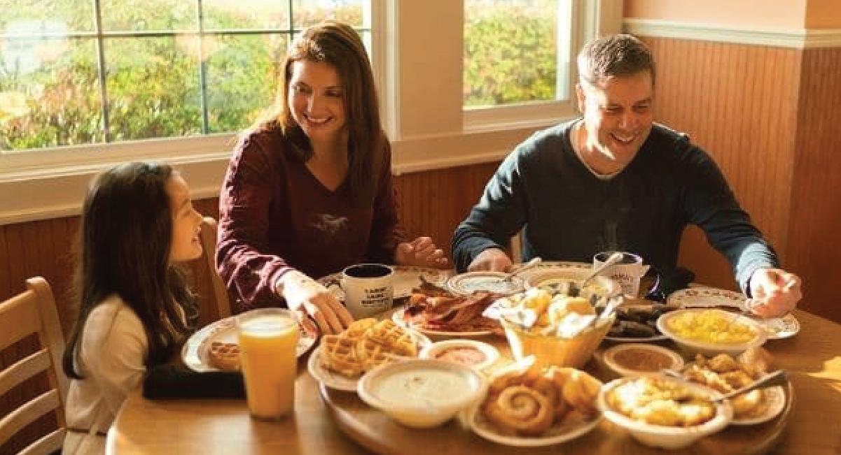 image of family at mothers day brunch in pigeon forge