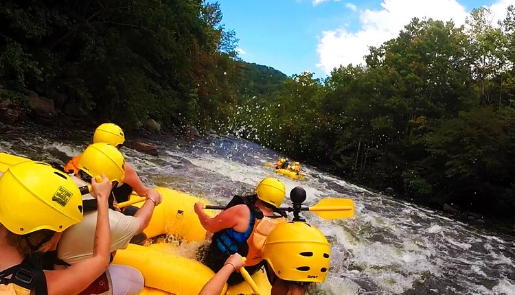  Go Whitewater Rafting with Rafting in the Smokies