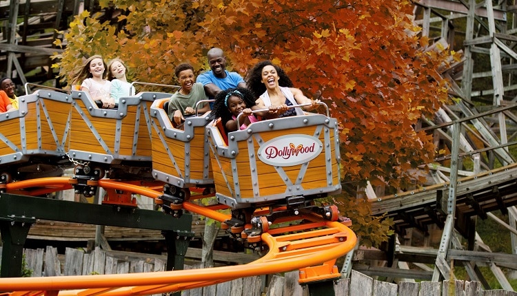 Dollywood Rides in the Fall - Places to See Fall Foliage