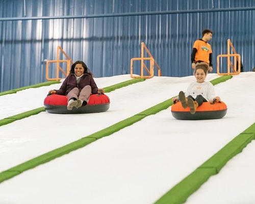 Pigeon Forge Snow - Indoor Activities for Groups in Pigeon Forge