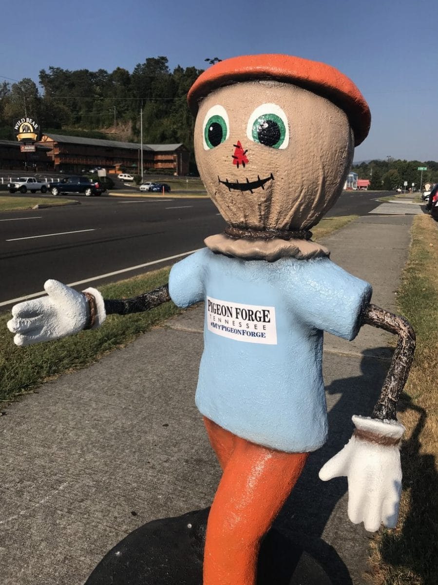 Pigeon Forge Fall Scarecrows