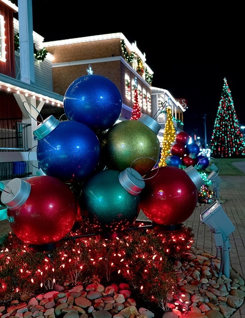 Where to See Holiday Lights in Pigeon My Pigeon