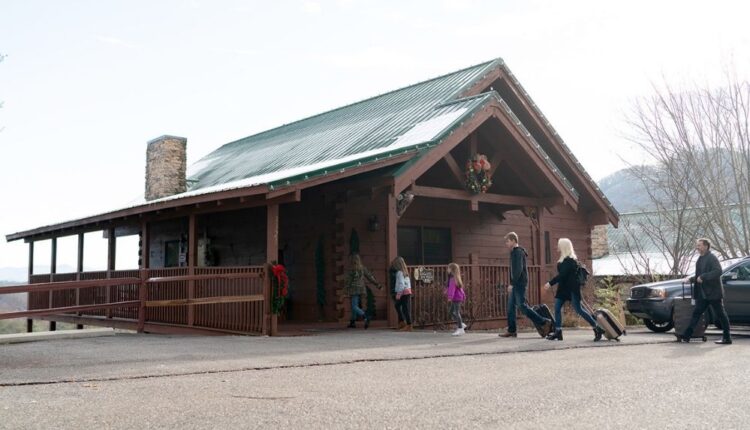 Smoky Mountain cabins for your winter hiking adventure