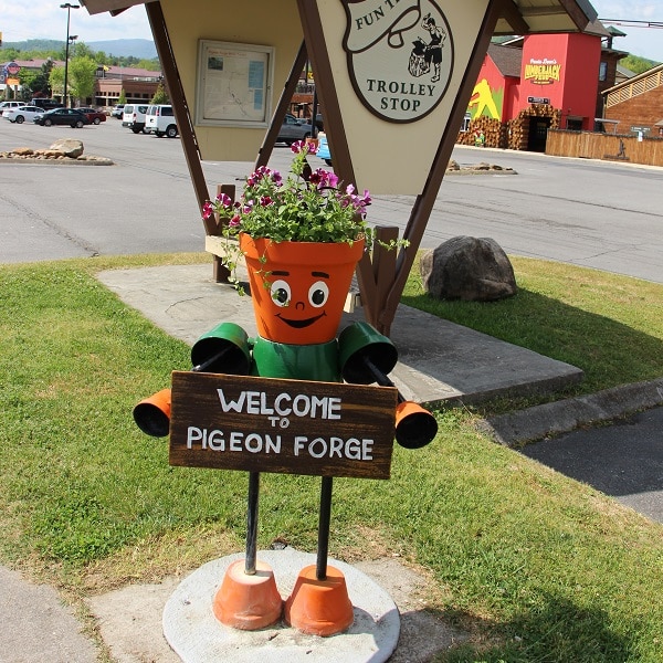 “Welcome to Pigeon Forge” Planter Person