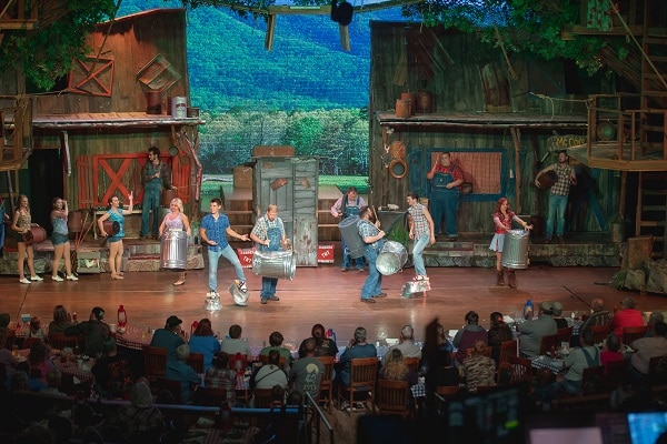 Fun Pigeon Forge Shows to See on Father's Day