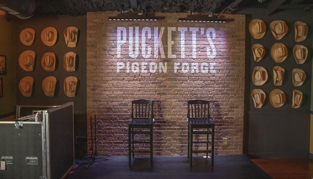Live Music at Puckett’s Pigeon Forge