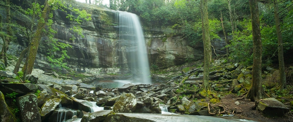 Hike Rainbow Falls - Waterfall Hikes in the Great Smoky Mountains