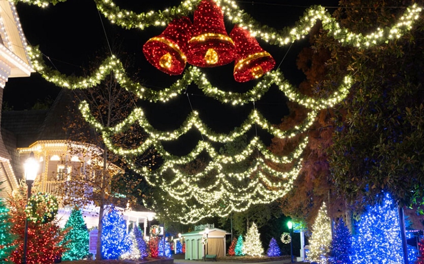 Dollywood holiday lights during the Smoky Mountain Christmas celebration