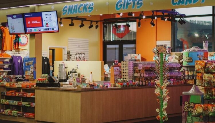 Snack bar at Pigeon Forge Snow