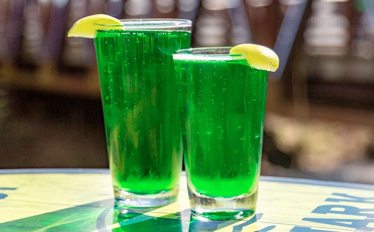Enjoy green-inspired drinks, food, and celtic music at the St. Patrick’s Day Celebration at The Island in Pigeon Forge