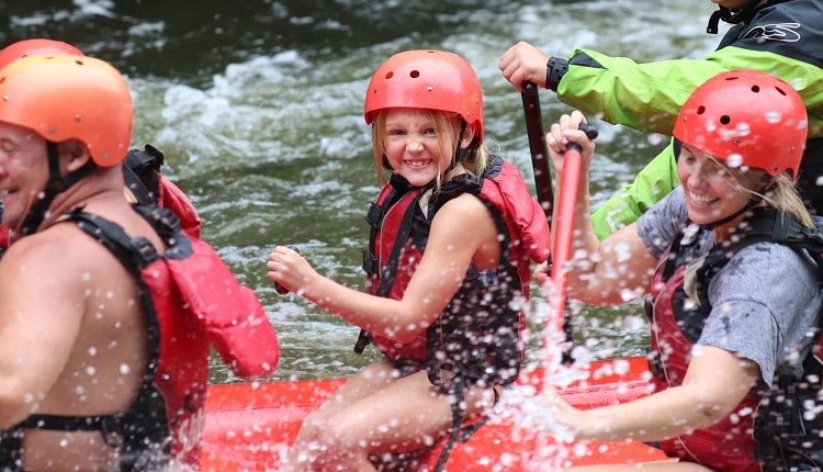 Whitewater rafting in Pigeon Forge