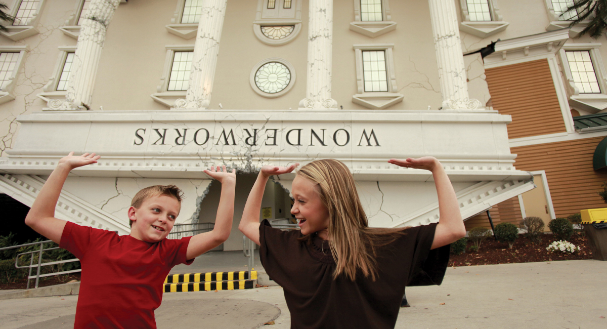 kids at wonderworks in pigeon forge tn