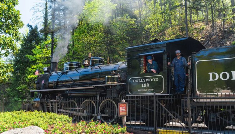 Dollywood Express Train Depot