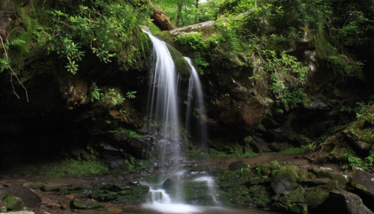 Grotto Falls