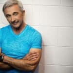 Aaron Tippin in Concert at Dollywood s DreamMore Resort and Spa