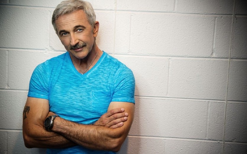 Aaron Tippin in Concert