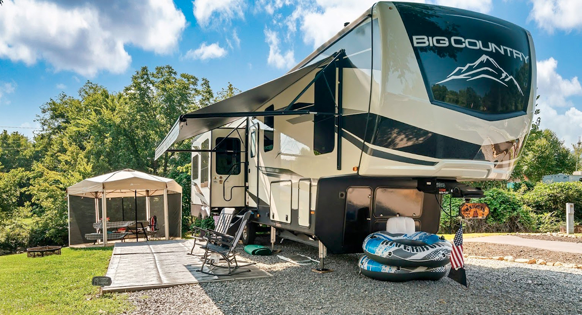 RV camp site in great smoky mountains national park