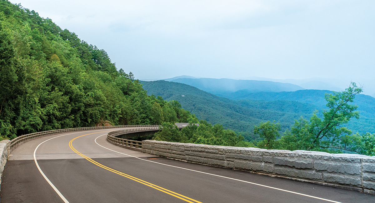 scenic drive in the smokies with panoramic views