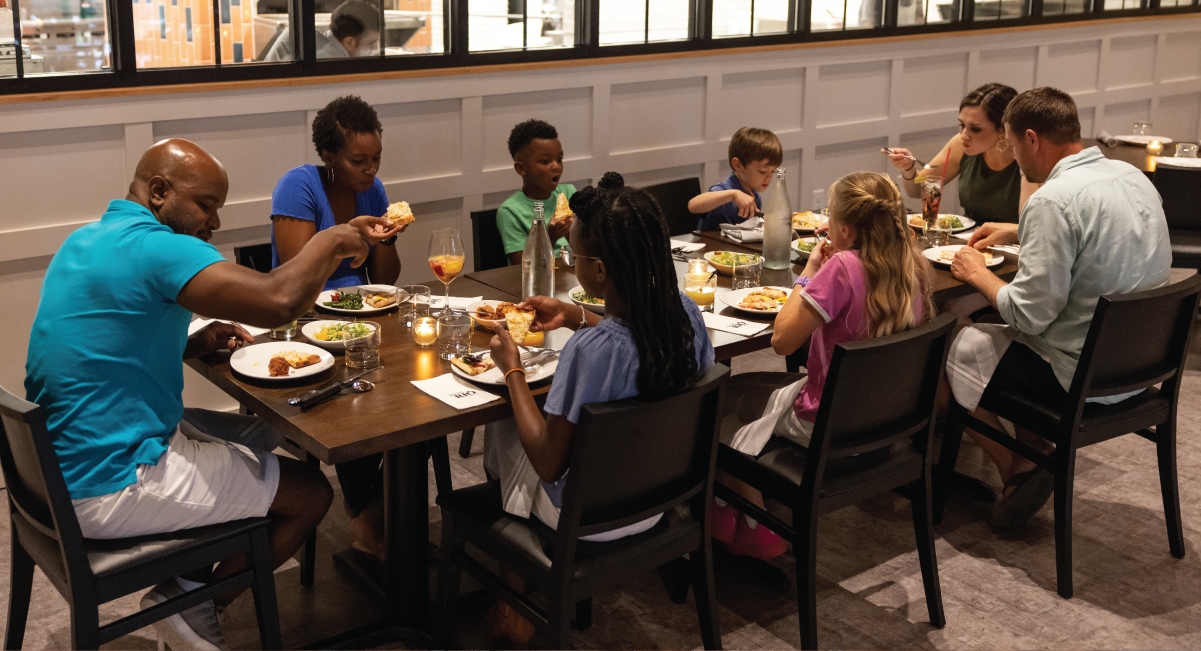 Best Full-Service Restaurants for Large Groups in Pigeon Forge