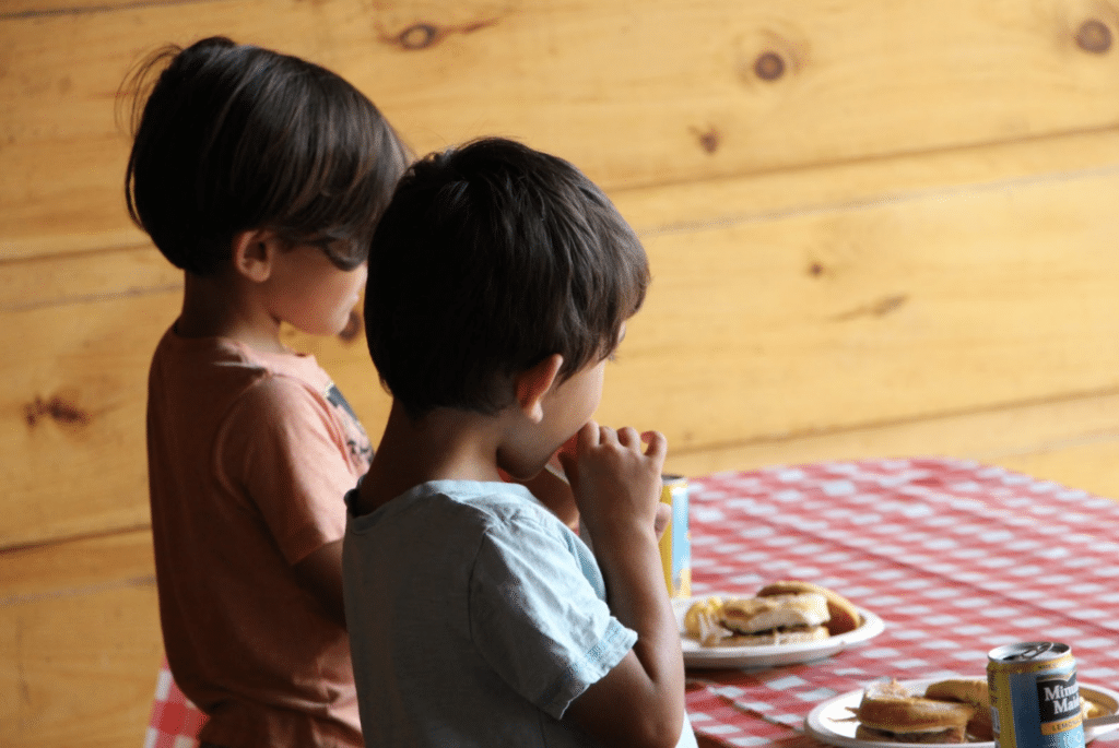 Pigeon Forge Kids Eating