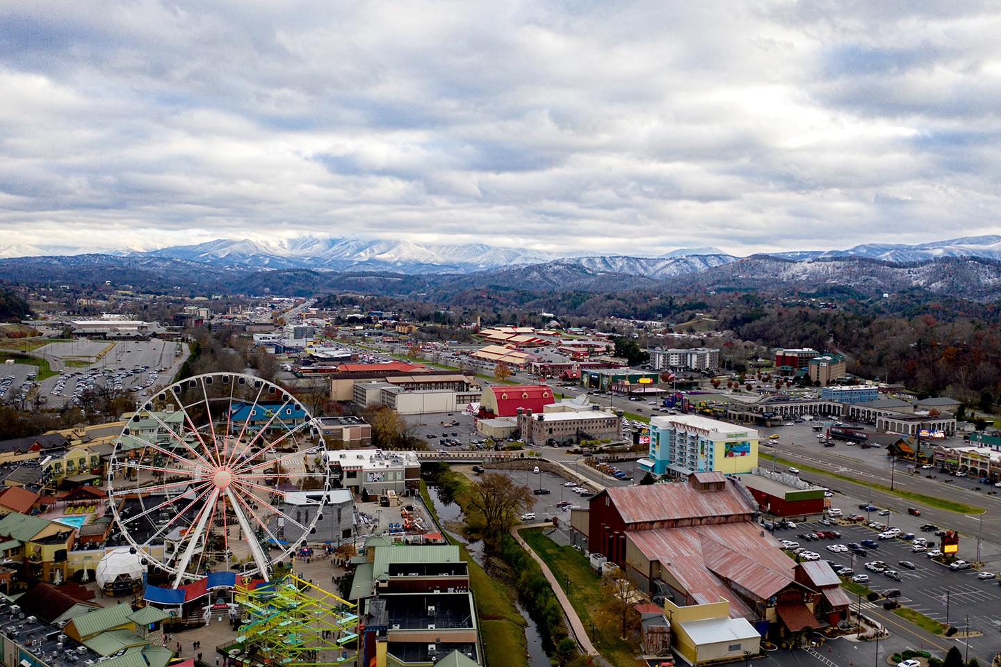 Getting to Pigeon Forge - Driving Times \u0026 Closest Airports, image size:1440x959