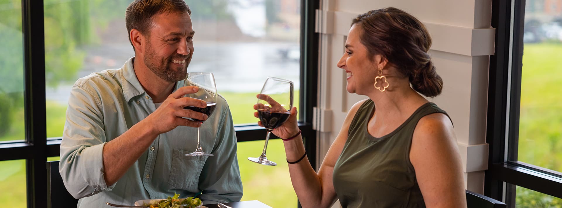 Things to Do for Valentine's Day in Pigeon Forge
