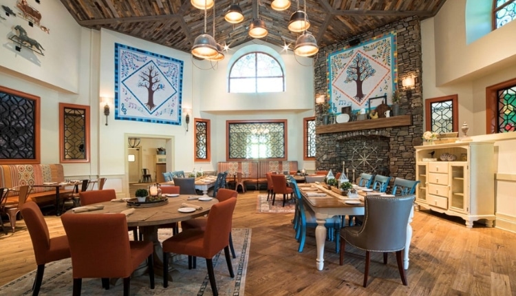 Dollywoods HeartSong Eatery