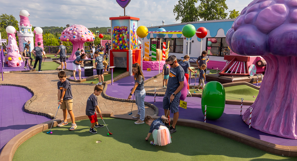 Crave Golf Club in pigeon forge tn