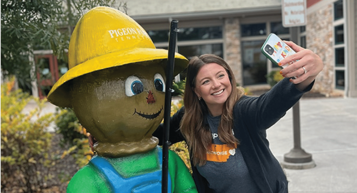 take a selfie with a scarecrow in pigeon forge