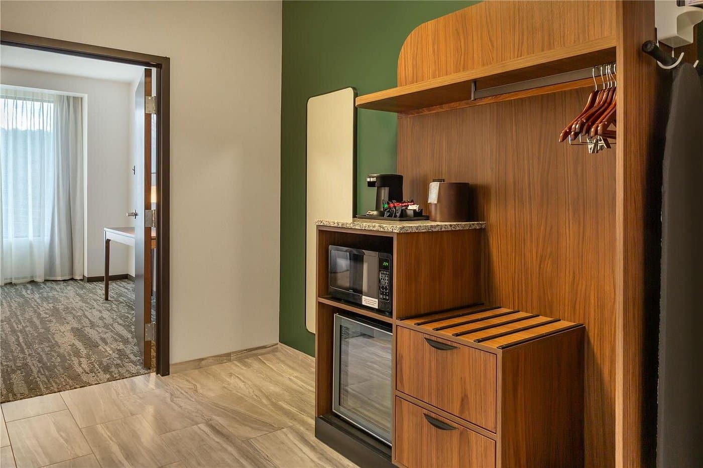 Drury Plaza Hotel Pigeon Forge | breakfast area