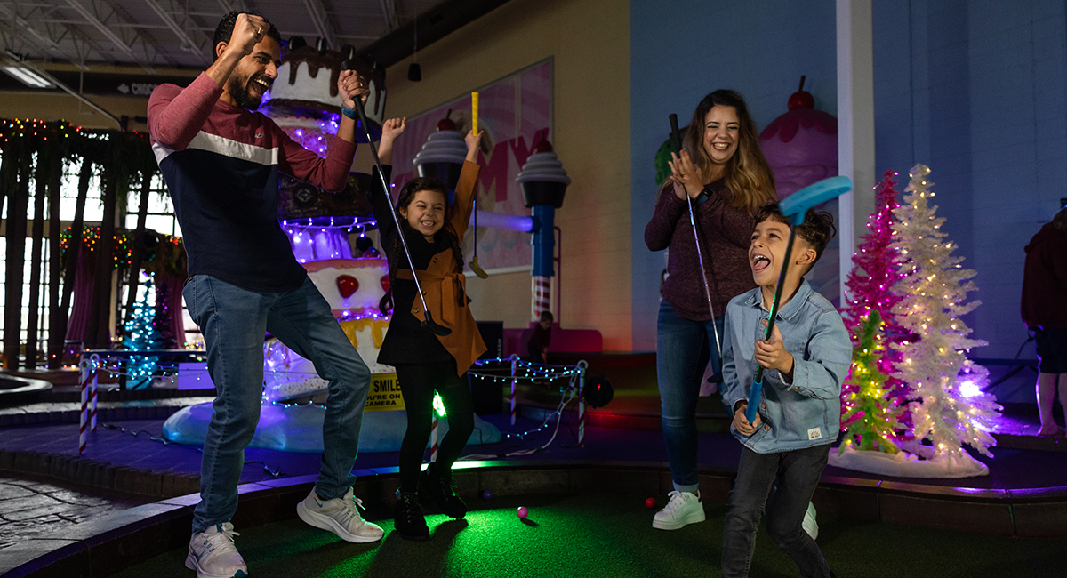 mini golf at crave - winter activities in pigeon forge