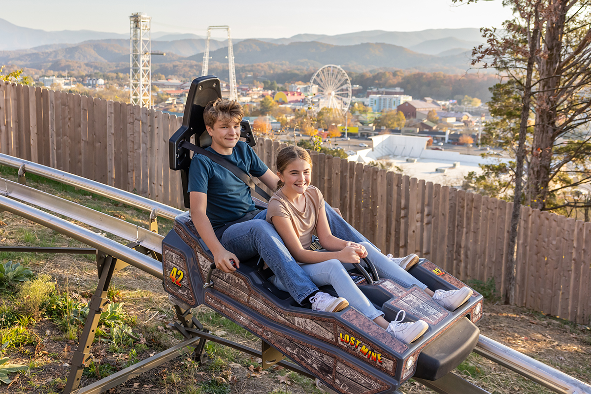 top 10 summer activities in pigeon forge