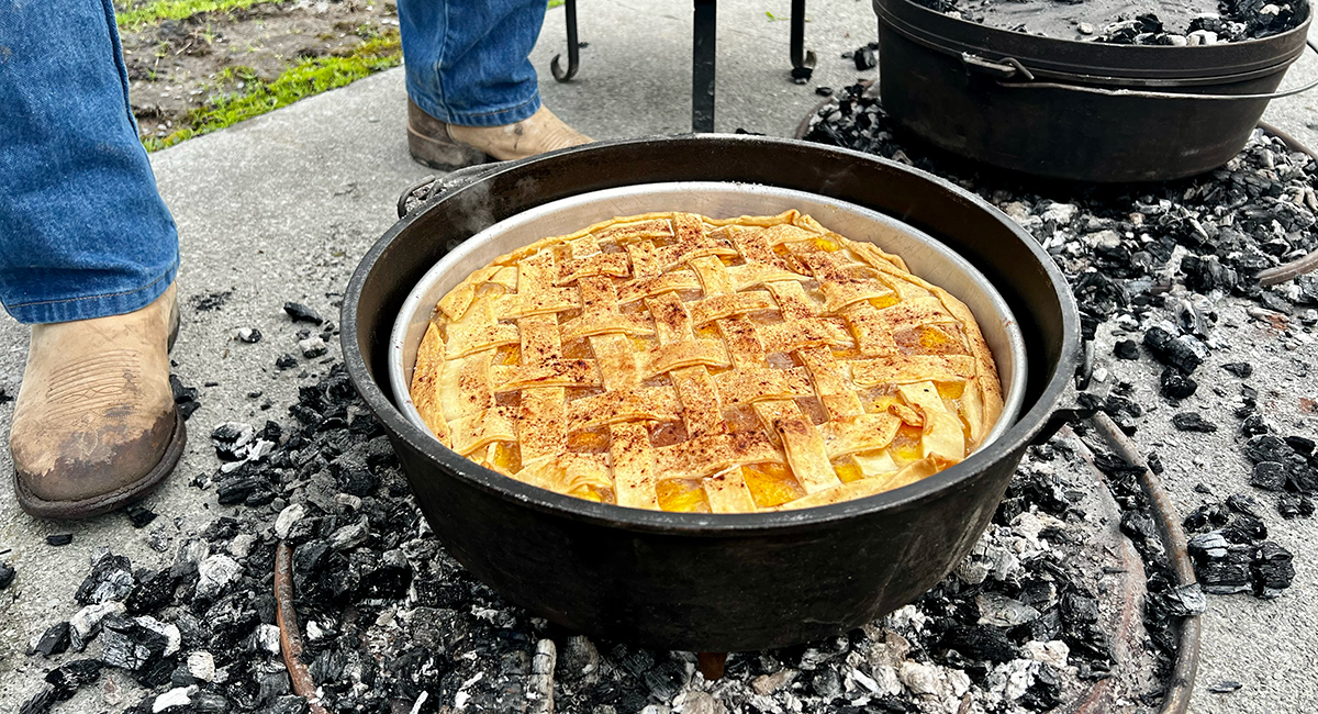 Chuck Wagon Cookoff apple pie - Pigeon Forge