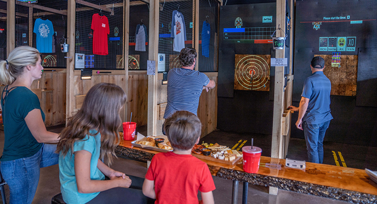 Country Roads Axe Co - Pigeon forge indoor attraction