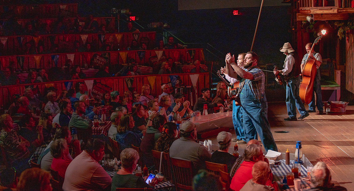 Pigeon Forge Shows and Dinner Shows