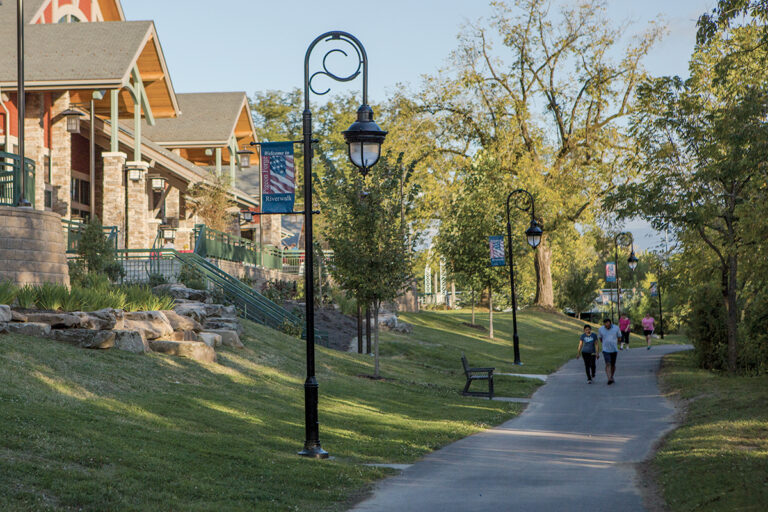Your Complete Guide to the Pigeon Forge Riverwalk Trail