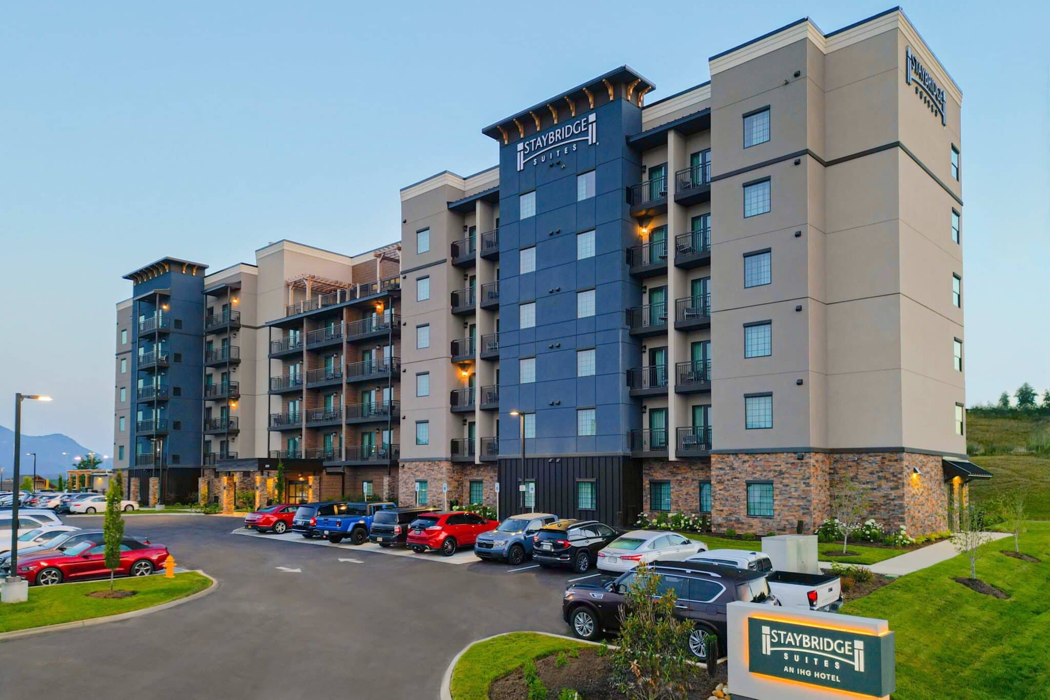 Staybridge Suites Pigeon Forge | My Pigeon Forge